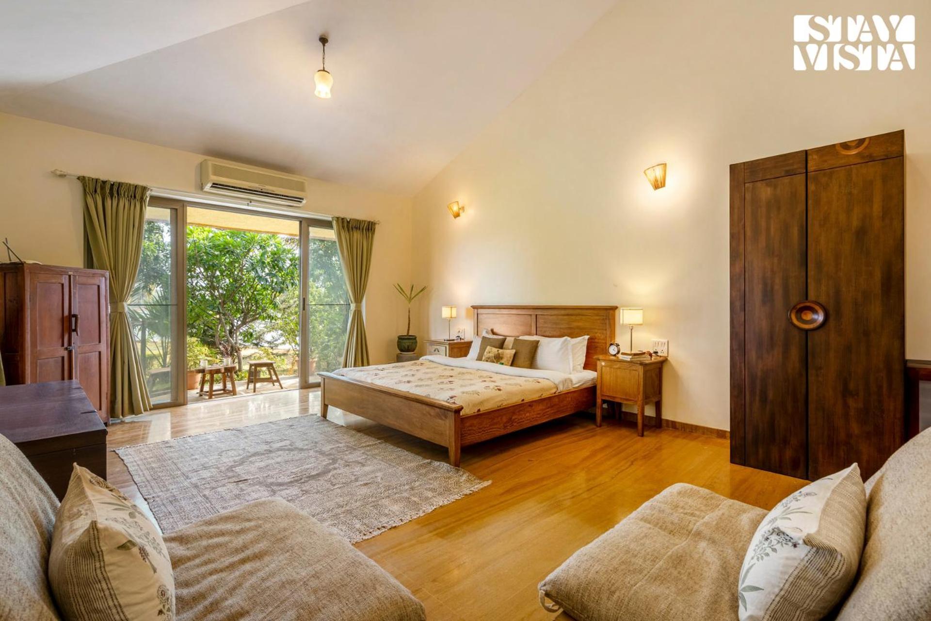 Stayvista At Three Shores With Lake View & Alfresco Dining Khamshet Экстерьер фото
